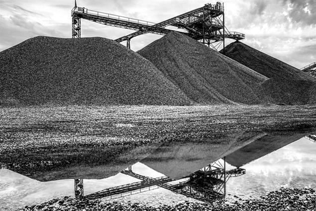 青苔不會消失》亞洲最大雄黃礦在建國後大躍進式開採的深重歷史