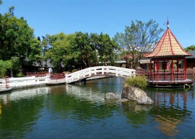 湖上知魚亭作（古典詩）