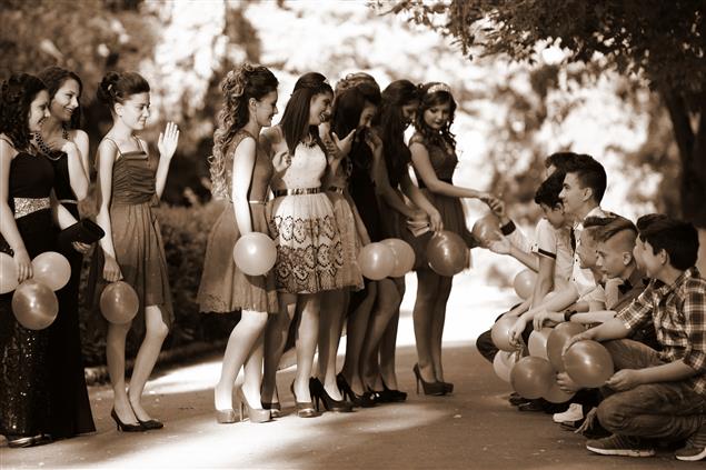 【歐華作協專欄】謝盛友：再過三十年我們來相會