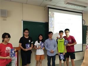 看「名偵探柯南」學推理，作家既晴新竹實驗高級中學開講